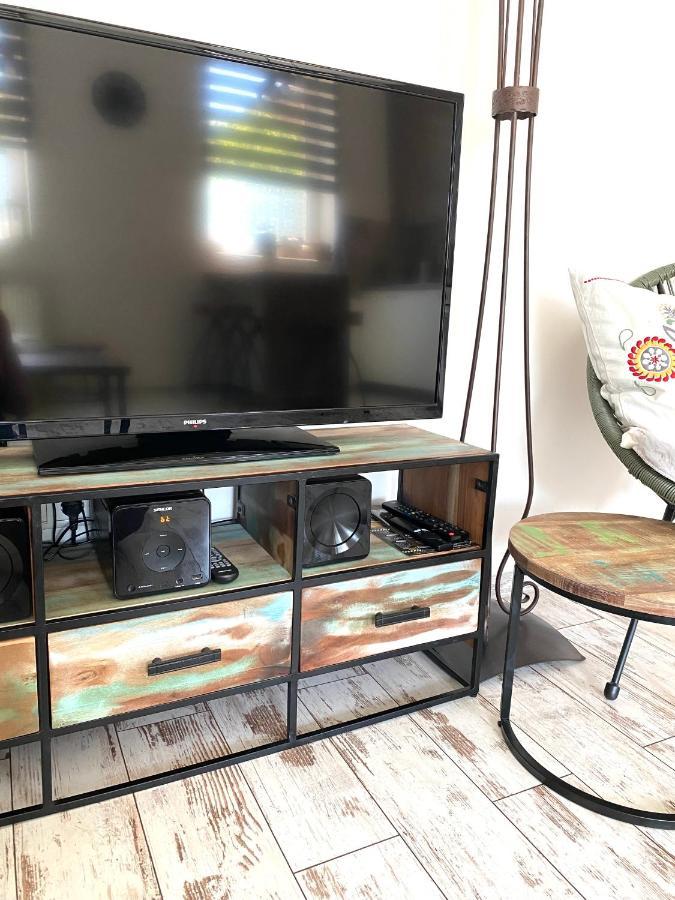 Residence Park Lovely Apartman With Private Parking Kysucke Nove Mesto المظهر الخارجي الصورة